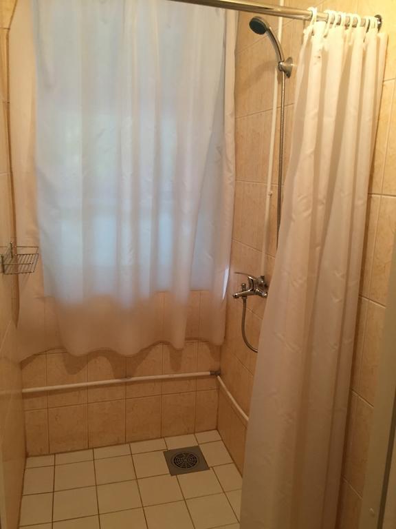 Oravapesa Guest House Haademeeste Ngoại thất bức ảnh